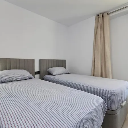 Fantastic 200mt 2bedroom Apartamento Calpe