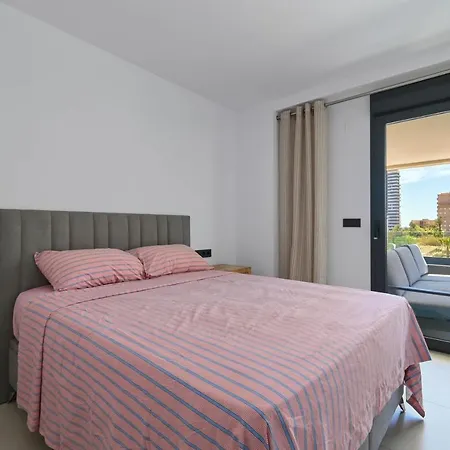 Fantastic 200mt 2bedroom